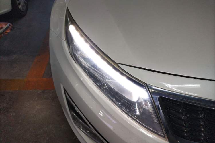 Used Kia K5 2014 2.0L Automatic LUXURY Right Front Headlight