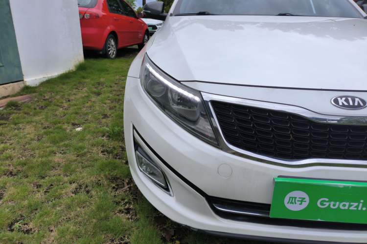 Used Kia K5 2014 2.0L Automatic LUXURY Right Front Headlight