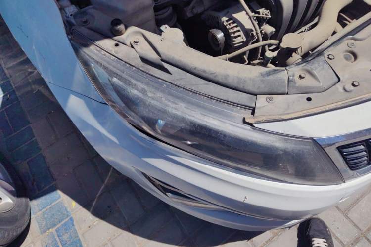 Used Kia K5 2014 2.0L Automatic LUXURY Right Front Headlight