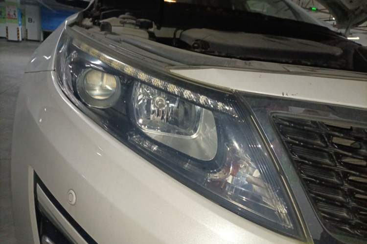 Used Kia K5 2014 2.0L Automatic LUXURY Right Front Headlight