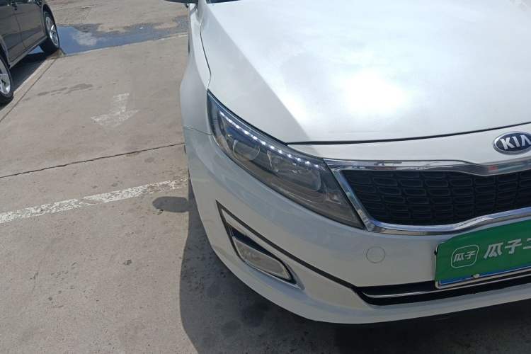 Used Kia K5 2014 2.0L Automatic LUXURY Right Front Headlight