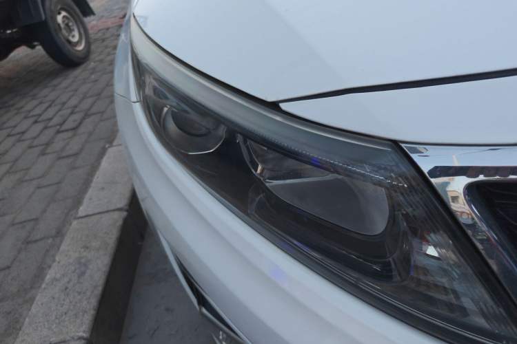 Used Kia K5 2014 2.0L Automatic LUXURY Right Front Headlight