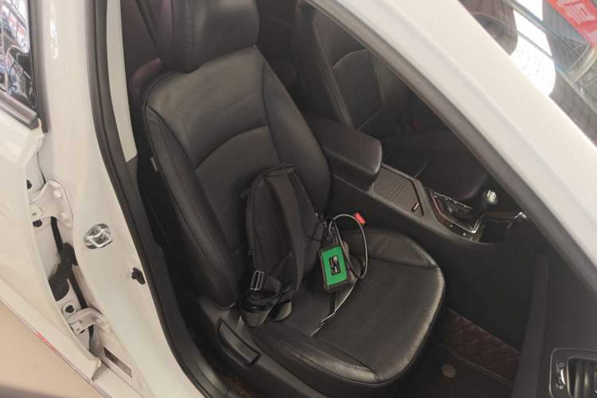 Used Kia K5 2014 2.0L Automatic LUXURY Right Front Seat