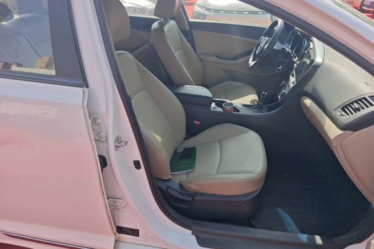 Used Kia K5 2014 2.0L Automatic GL Right Front Seat