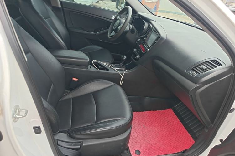 Used Kia K5 2014 2.0L Automatic LUXURY Right Front Seat