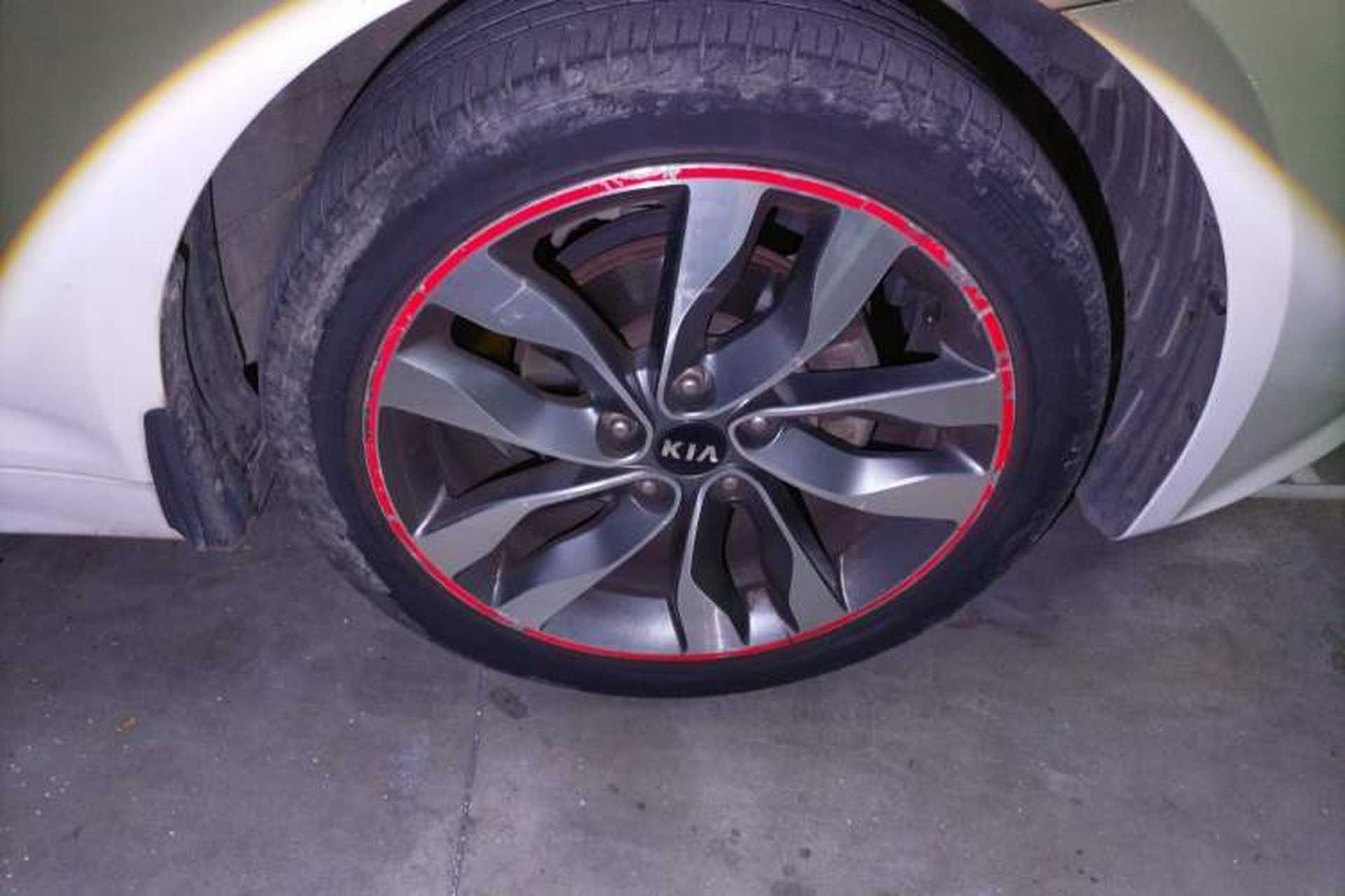 Used Kia K5 2014 2.0L Automatic LUXURY Right Front Wheel Hub