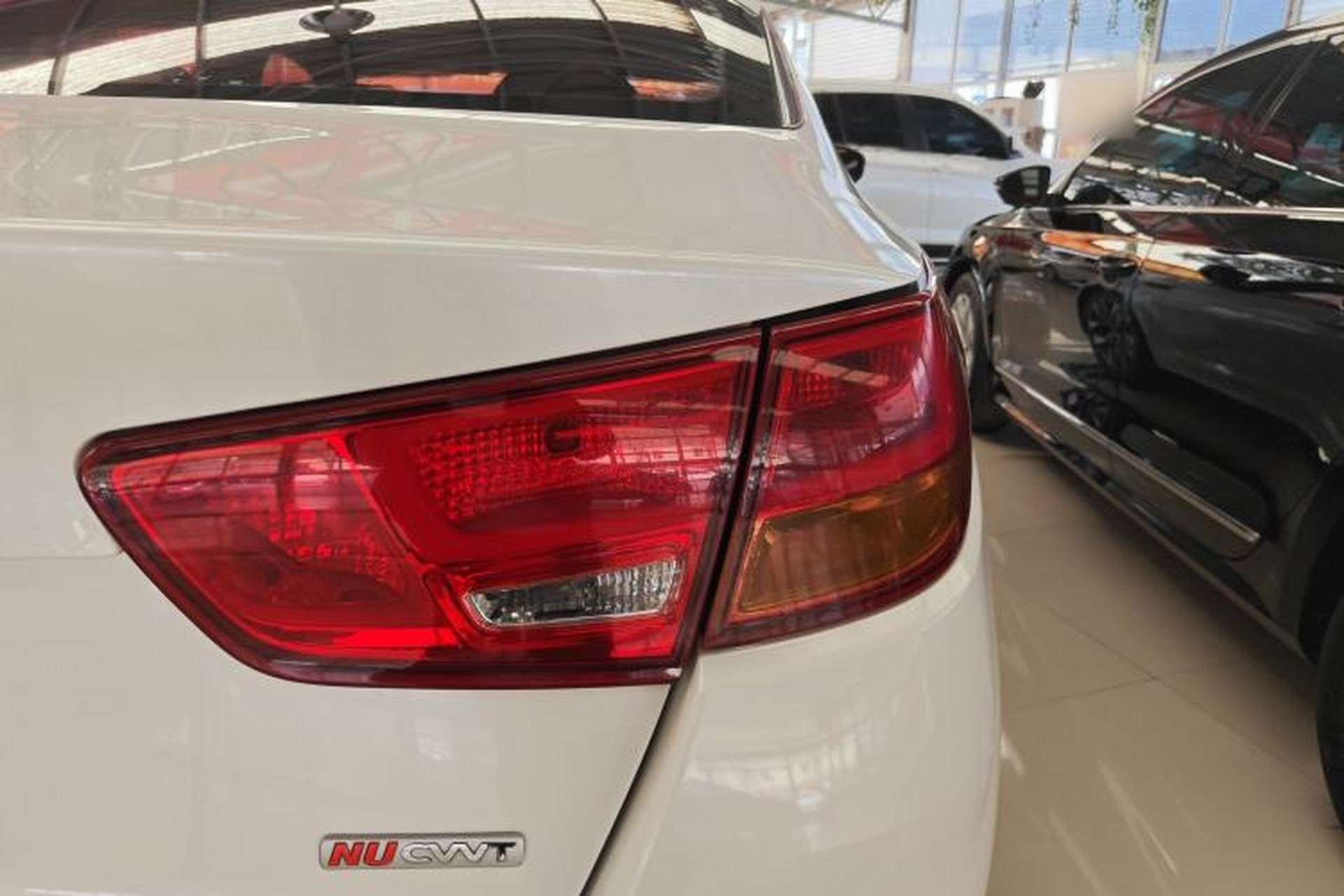 Used Kia K5 2014 2.0L Automatic LUXURY Right Rear Taillight