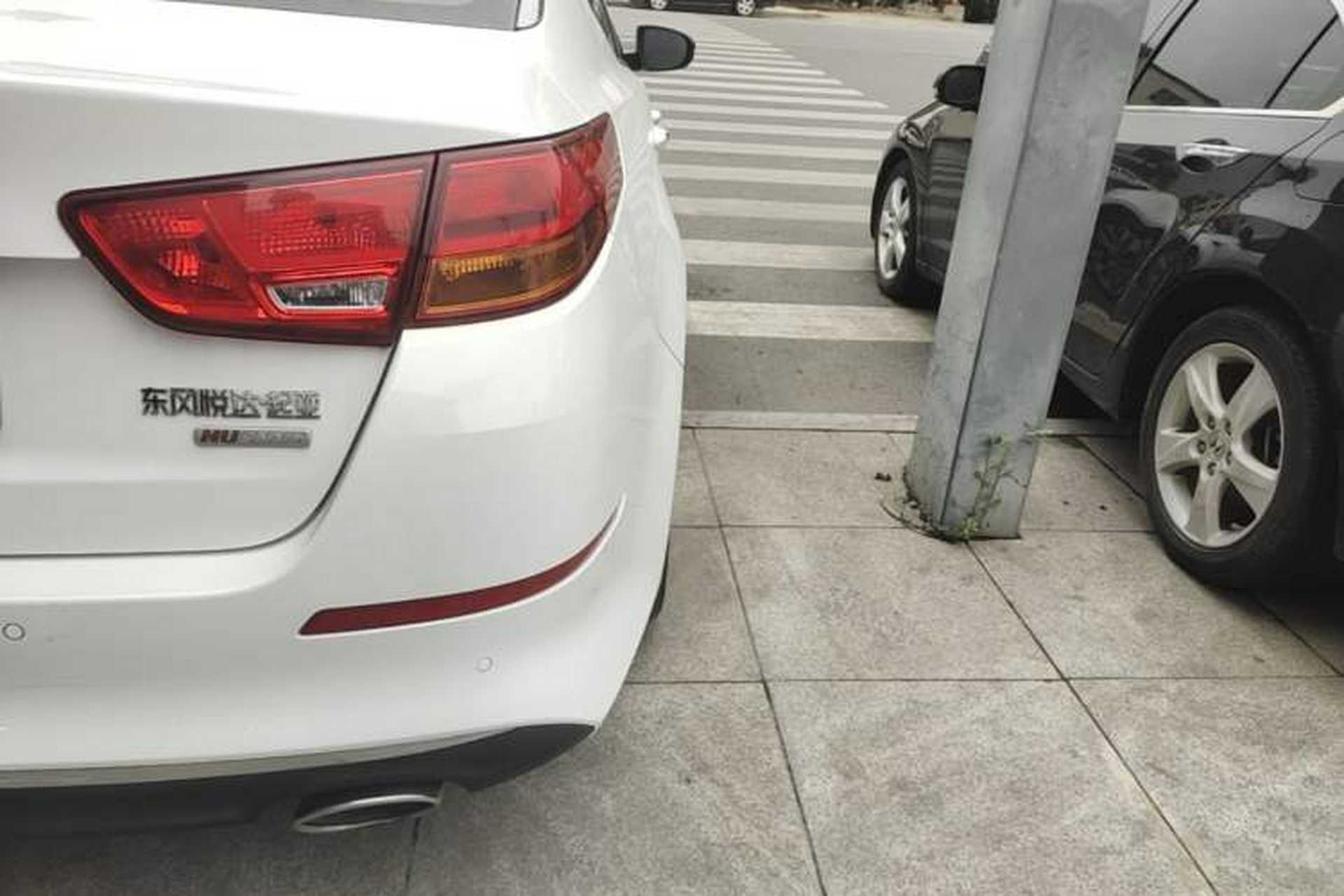 Used Kia K5 2014 2.0L Automatic LUXURY Right Rear Taillight
