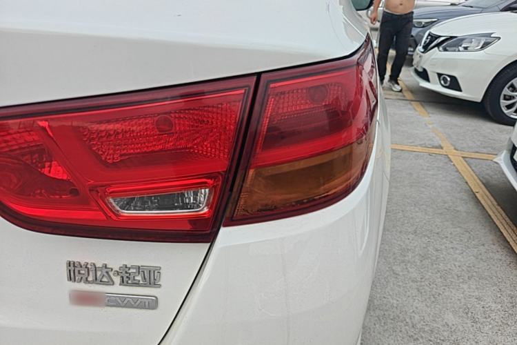 Used Kia K5 2014 2.0L Automatic LUXURY Right Rear Taillight