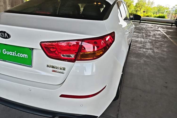 Used Kia K5 2014 2.0L Automatic LUXURY Right Rear Taillight