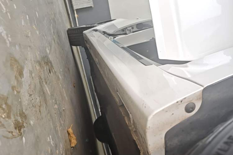Used Kia K5 2014 2.0L Automatic LUXURY Right Side Sill