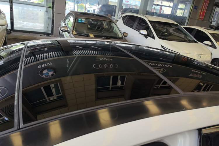 Used Kia K5 2014 2.0L Automatic LUXURY Roof