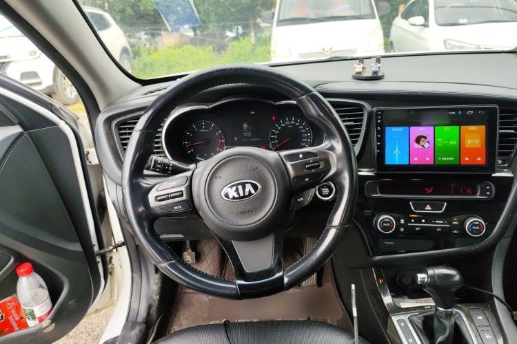 Used Kia K5 2014 2.0L Automatic LUXURY Steering Wheel