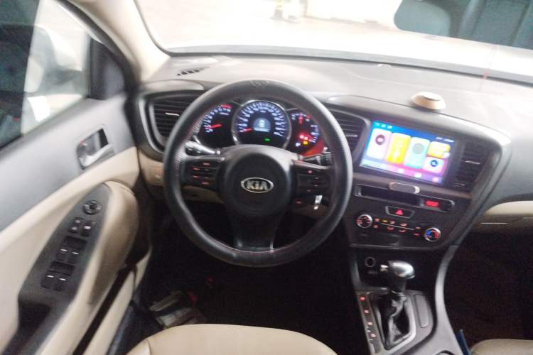Used Kia K5 2014 2.0L Automatic GL Steering Wheel