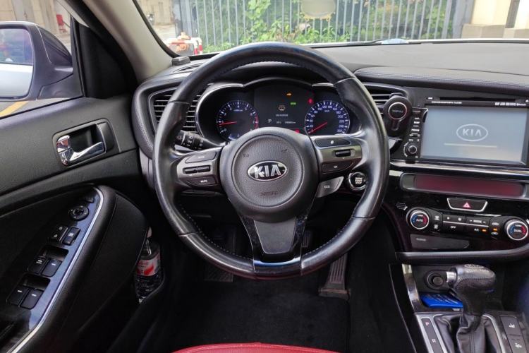 Used Kia K5 2014 2.0L Automatic LUXURY Steering Wheel