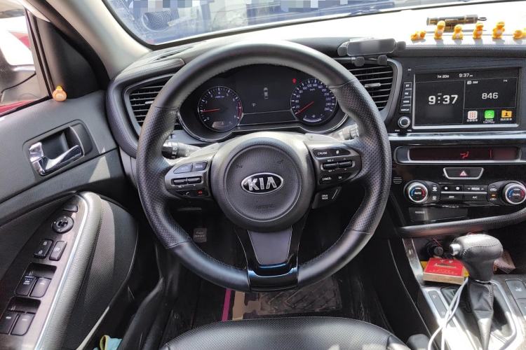 Used Kia K5 2014 2.0L Automatic LUXURY Steering Wheel
