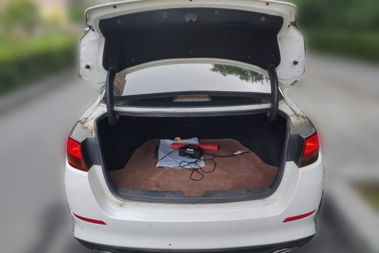 Used Kia K5 2014 2.0L Automatic LUXURY Trunk
