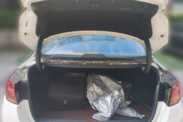 Used Kia K5 2014 2.0L Automatic LUXURY Trunk