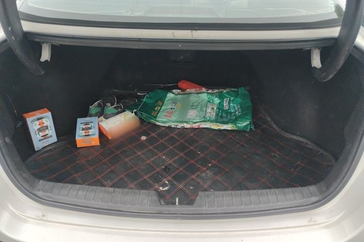 Used Kia K5 2014 2.0L Automatic LUXURY Trunk