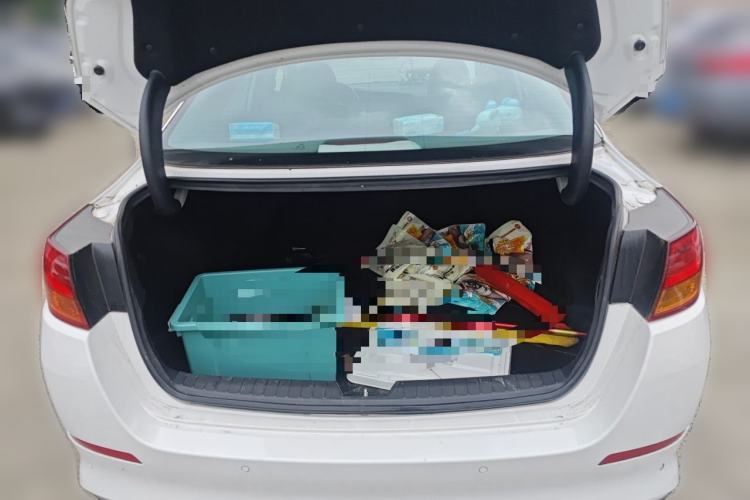 Used Kia K5 2014 2.0L Automatic LUXURY Trunk