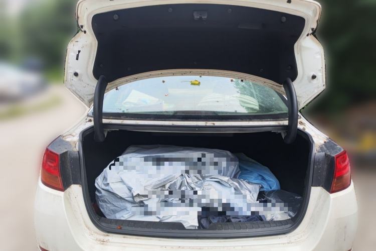 Used Kia K5 2014 2.0L Automatic LUXURY Trunk