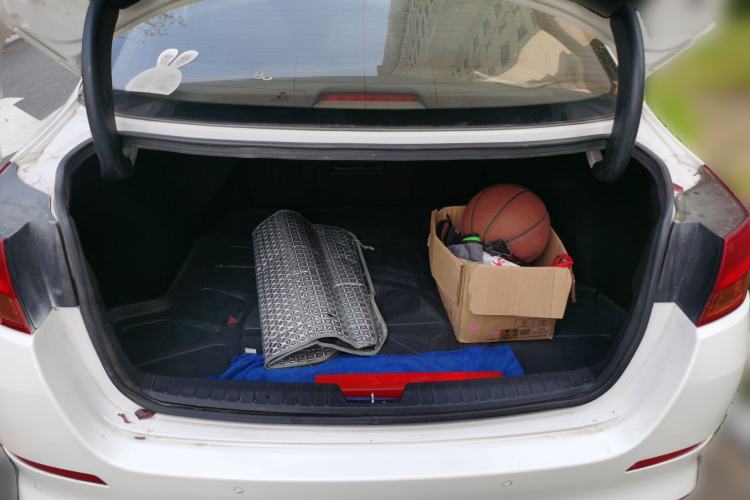 Used Kia K5 2014 2.0L Automatic LUXURY Trunk