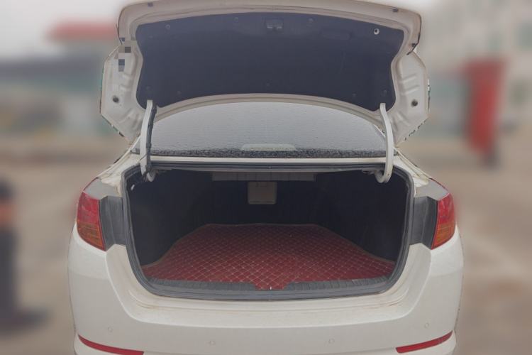 Used Kia K5 2014 2.0T Automatic Trunk