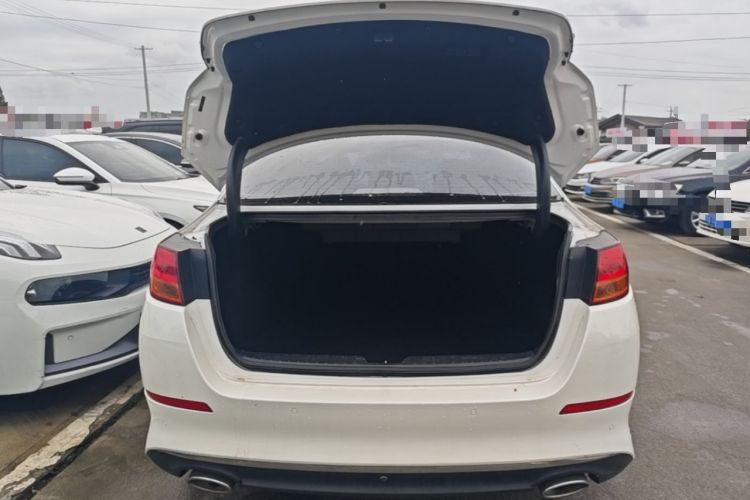 Used Kia K5 2014 2.0L Automatic LUXURY Trunk