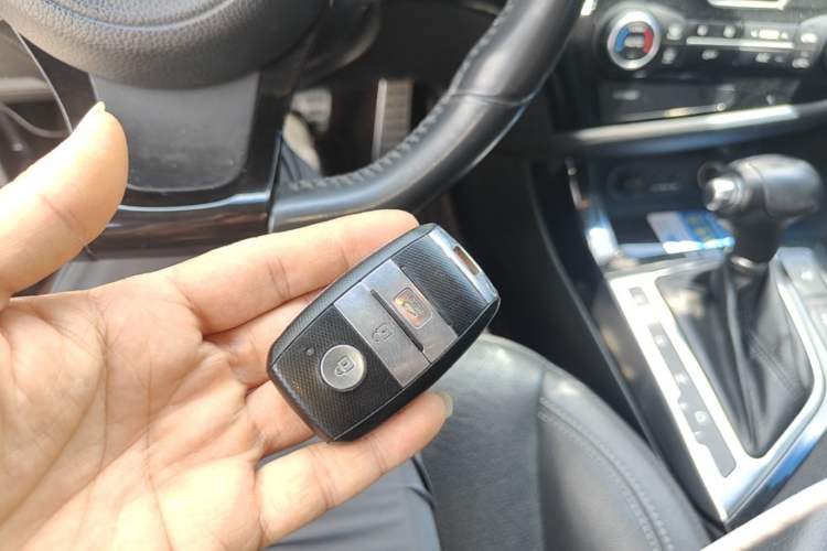 Used Kia K5 2014 2.0T Automatic T-PREMIUM Vehicle Key
