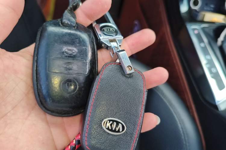 Used Kia K5 2014 2.0L Automatic LUXURY Vehicle Key