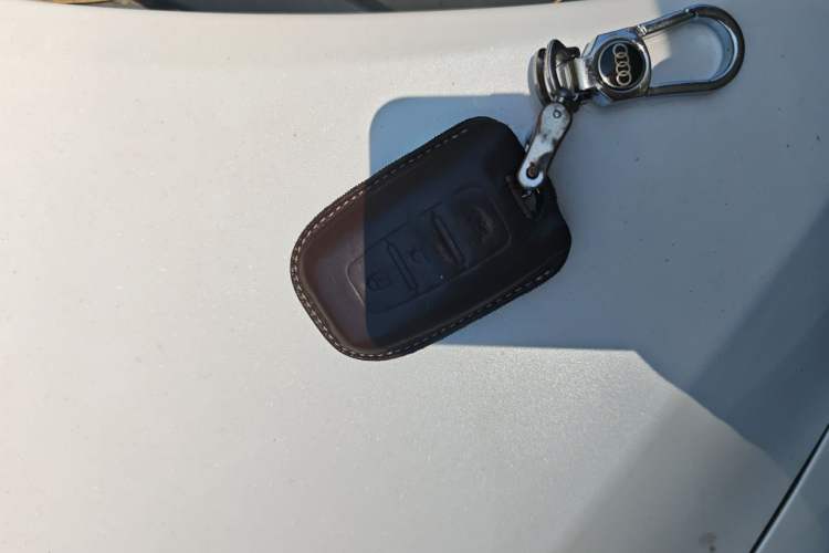 Used Kia K5 2014 2.0L Automatic LUXURY Vehicle Key