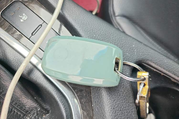 Used Kia K5 2014 2.0L Automatic LUXURY Vehicle Key