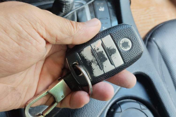Used Kia K5 2014 2.0L Automatic LUXURY Vehicle Key