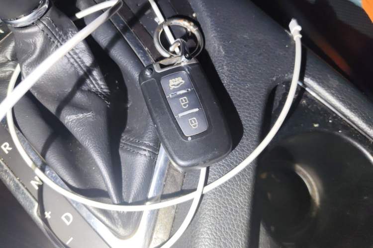 Used Kia K5 2014 2.0L Automatic LUXURY Vehicle Key