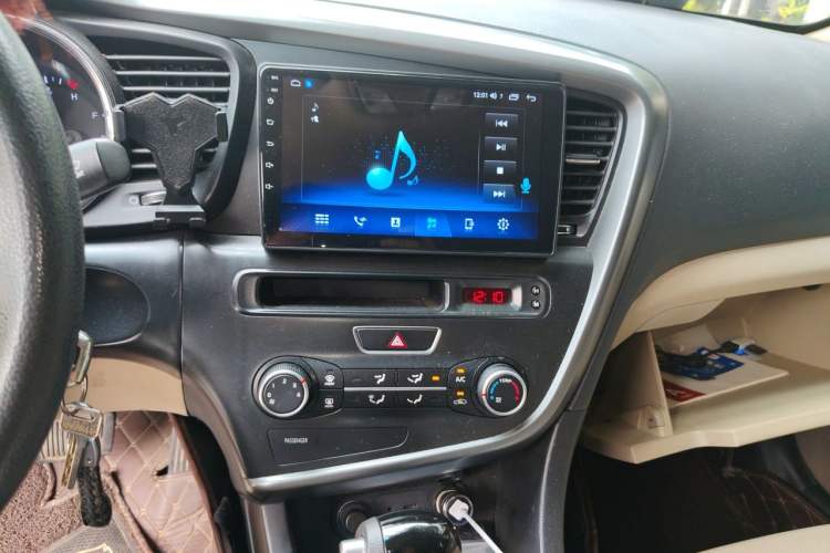 Used Kia K5 2015 2.0L Automatic GL Audio And AC Panel