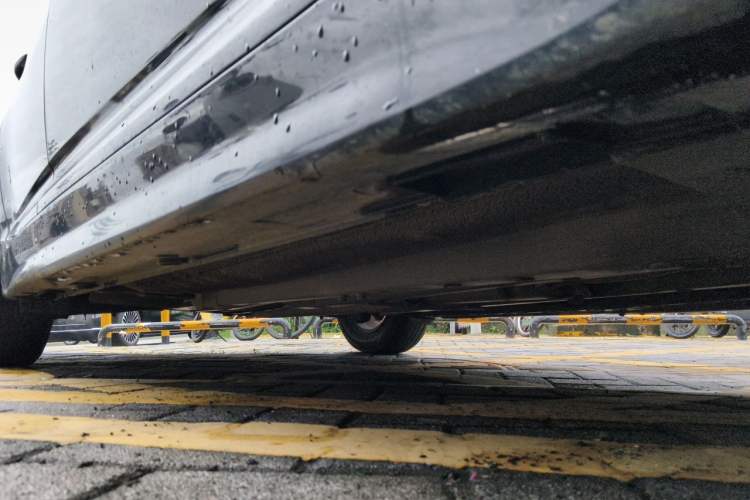 Used Kia K5 2015 2.0L Automatic GL Chassis Front Right