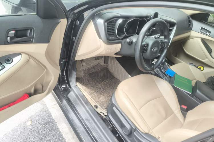 Used Kia K5 2015 2.0L Automatic GL Driver Seat