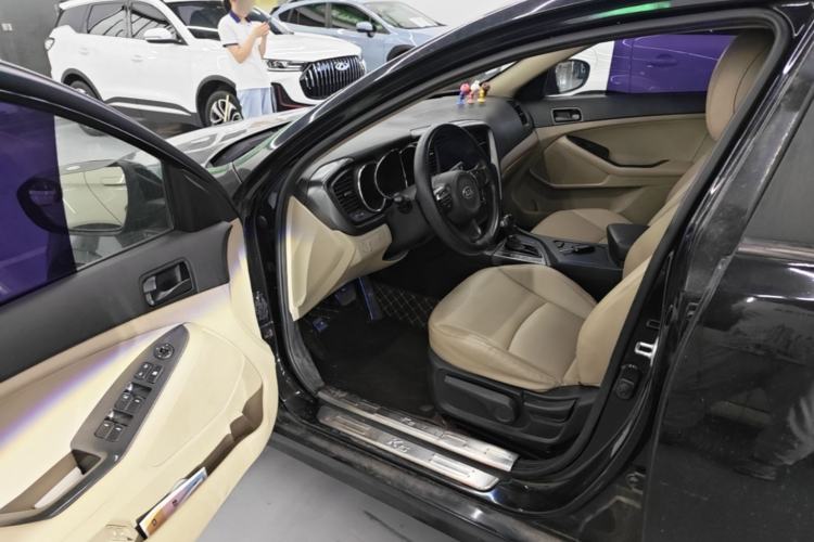 Used Kia K5 2015 2.0L Automatic GL Driver Seat