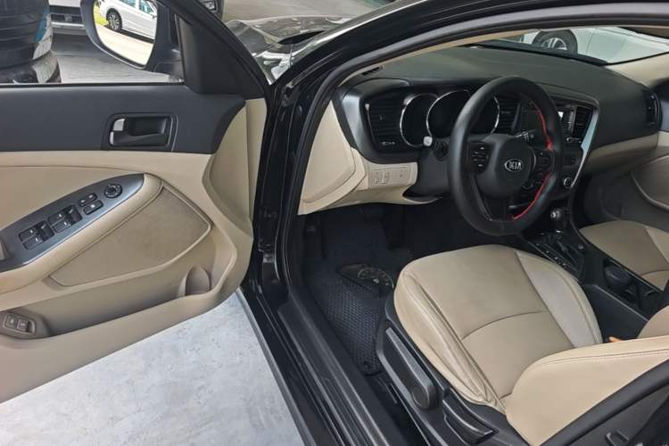 Used Kia K5 2015 2.0L Automatic GL Driver Seat
