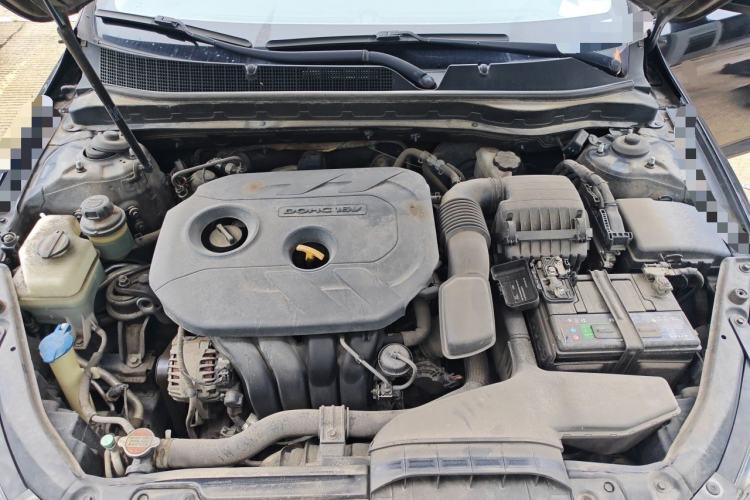 Used Kia K5 2015 2.0L Automatic GL Engine Bay