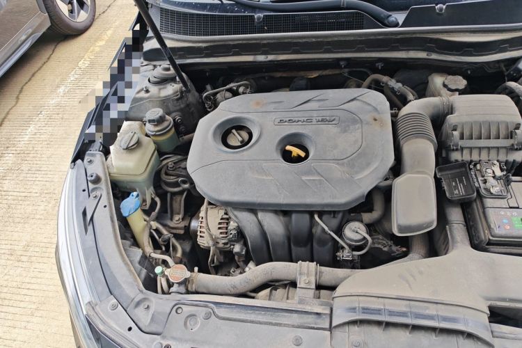 Used Kia K5 2015 2.0L Automatic GL Engine Bay Right