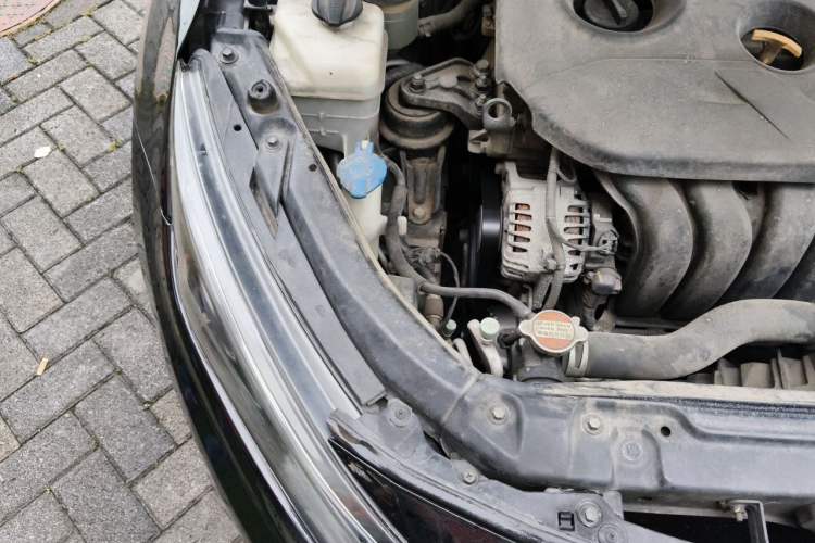 Used Kia K5 2015 2.0L Automatic GL Engine Bay Right