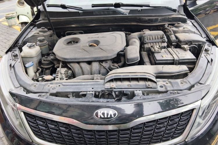 Used Kia K5 2015 2.0L Automatic GL Engine Bay