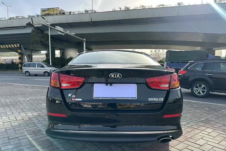 Used Kia K5 2015 2.0L Automatic GL Exterior 1