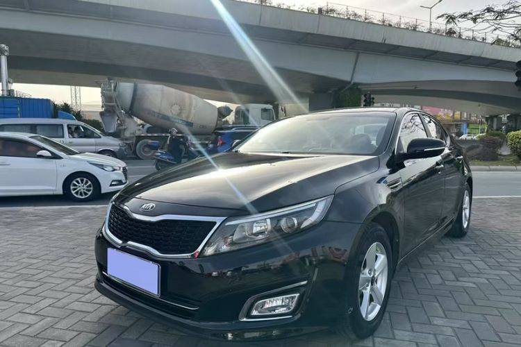Used Kia K5 2015 2.0L Automatic GL Exterior 5