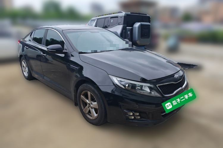 Used Kia K5 2015 2.0L Automatic GL Front Right 45 Deg