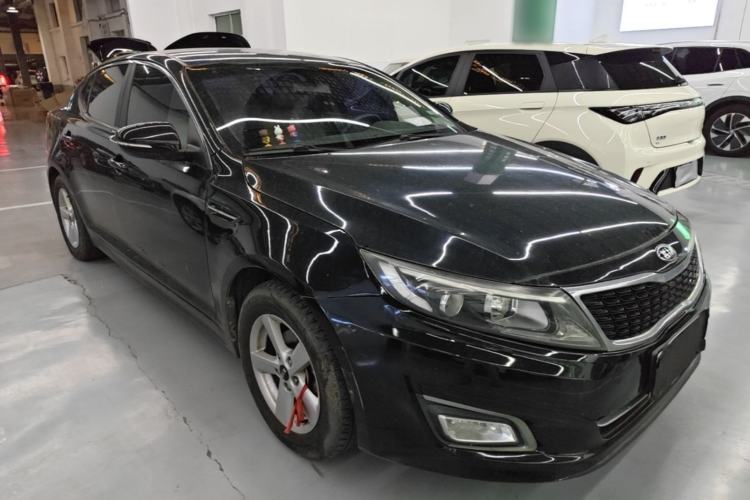 Used Kia K5 2015 2.0L Automatic GL Front Right 45 Deg