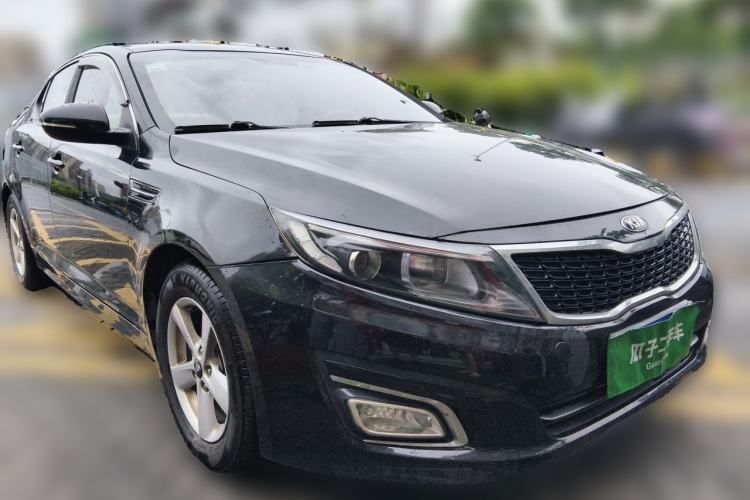 Used Kia K5 2015 2.0L Automatic GL Front Right 45 Deg