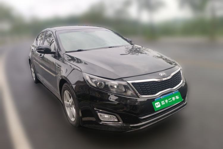 Used Kia K5 2015 2.0L Automatic GL Front Right 45 Deg