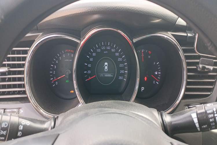 Used Kia K5 2015 2.0L Automatic GL Instrument Cluster